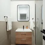 Mpm In Odyssey -spa Pools&more Mamaia